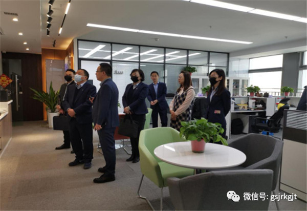 41652638E7733245E33D150C792_8CE45DE1_FF9E