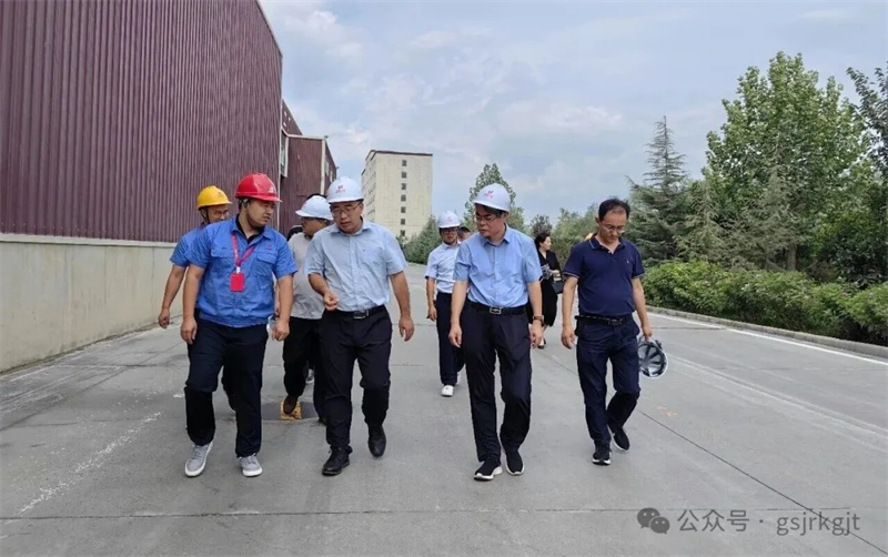 12AB3E2BD38C7D0B8AFBE69C0F3_8F545D47_996C5