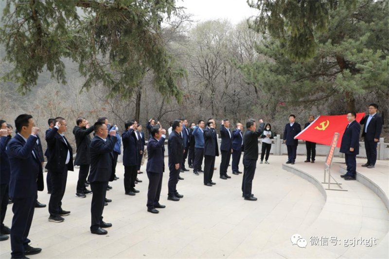 3C4DA16FFB961EBA4F72B55D4B1_BE44139F_65609