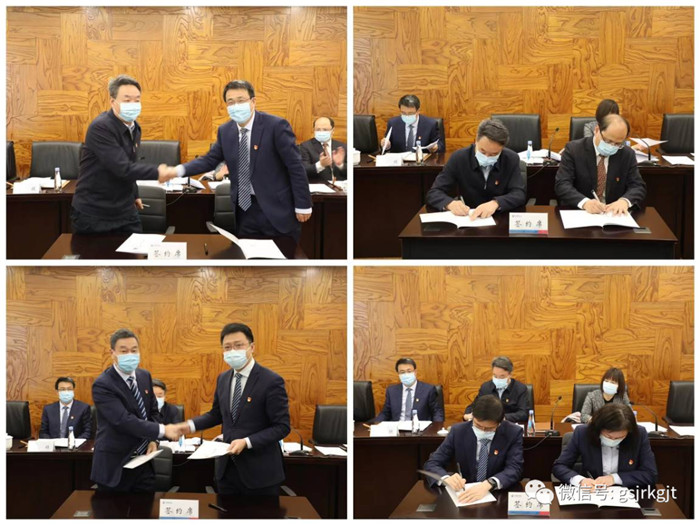 CCF4709528D3F284006B0090B97_860F5DE6_216A0