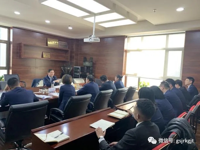 46931FBA1E103514F3784AF1562_1D169D3B_2F370