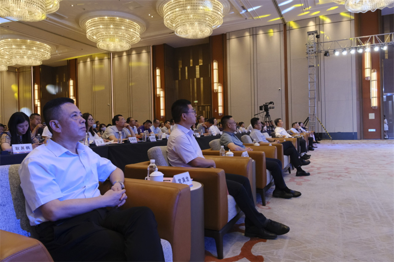 350719A9759F4ADE09BE3D91113_9C4B4B2B_72B62