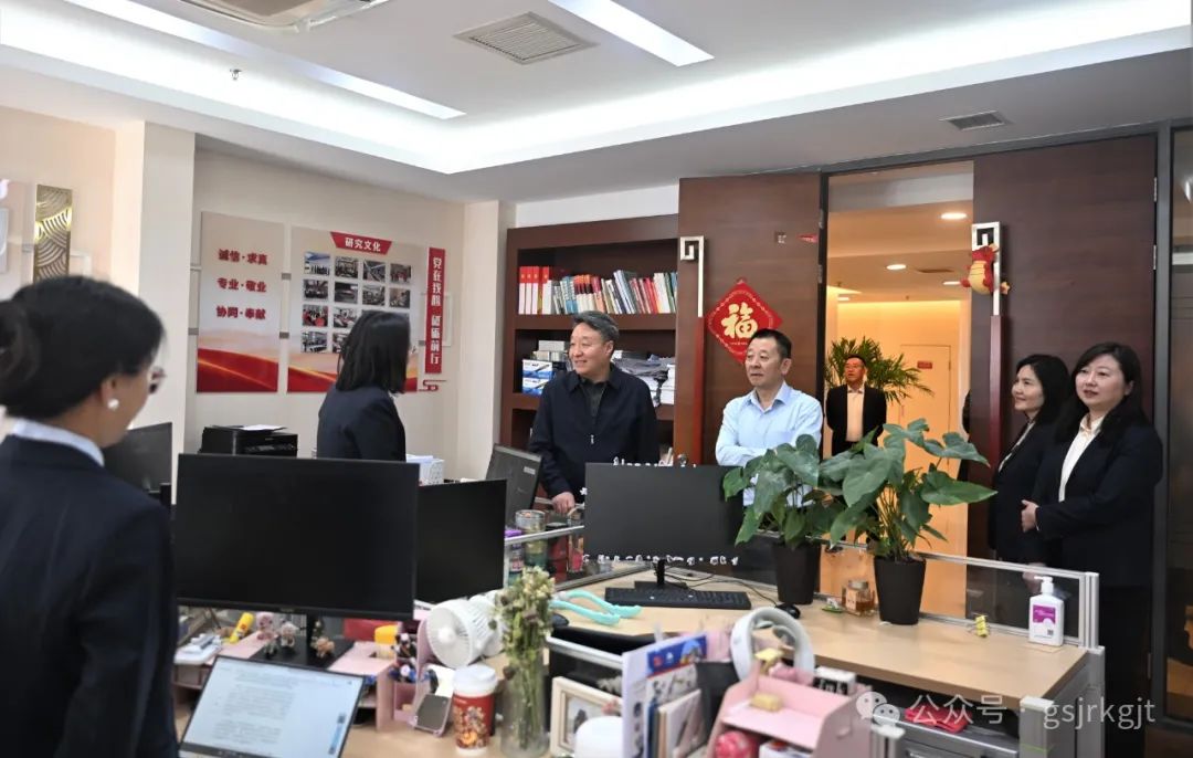 91D6AFB2D3E65F2D7342DE2ED2F_0A49EDEE_17E3C