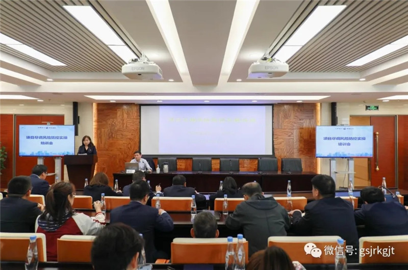 097425064DA8F7E9C0250F0794A_4DB93626_1E8A8