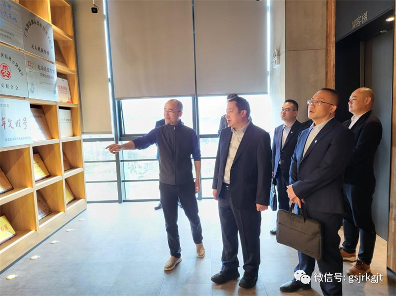 7942339D0EB38E8216866ABA2DF_8CAD6878_657FB