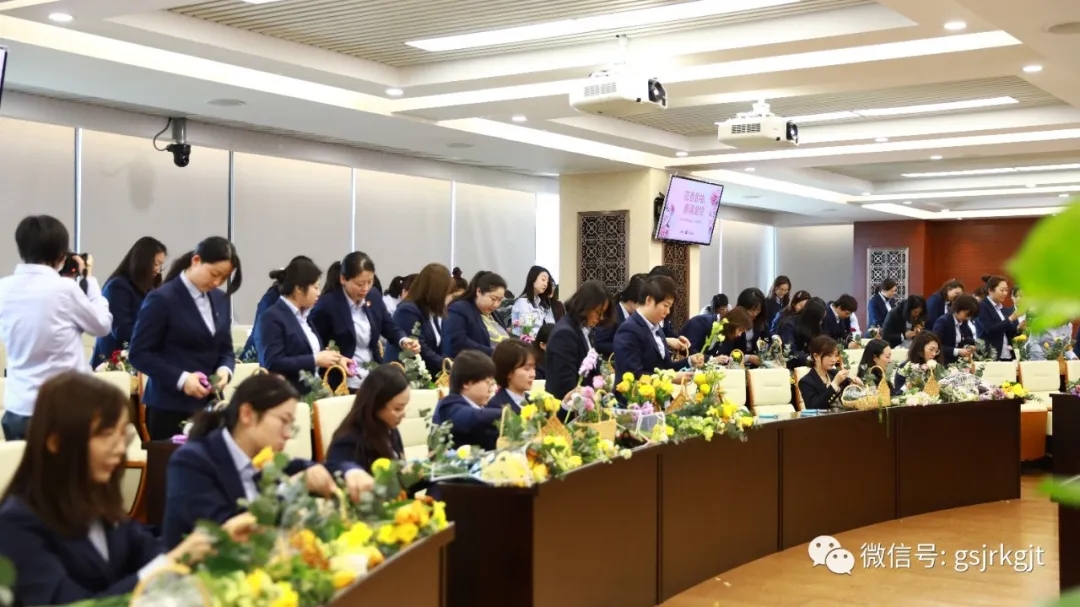 77A28CA7970DB08CE82EEDC8ED9_6BF33910_5F8B7