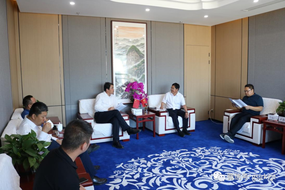 92EC361980E084C12D3B19F23A7_435C39E3_DFCBB