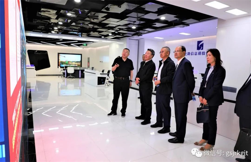 93BE12BBC4BE29A1A38BB17BCA8_28616F7A_55F7F