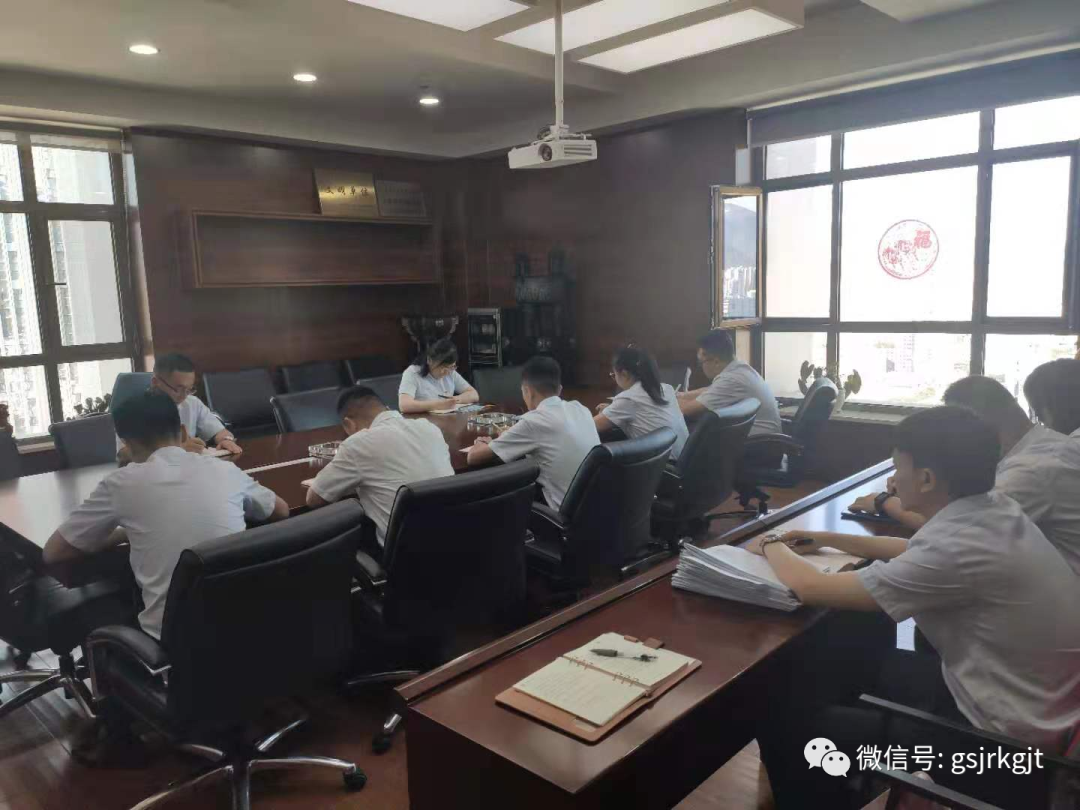 03B5DF65B686C3A5CF5F2080BC2_90C28C06_ACF92