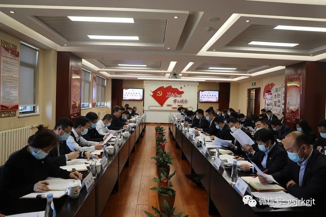 E8ED8D106A3EB08F081383D610F_FB7AF2D4_24E14