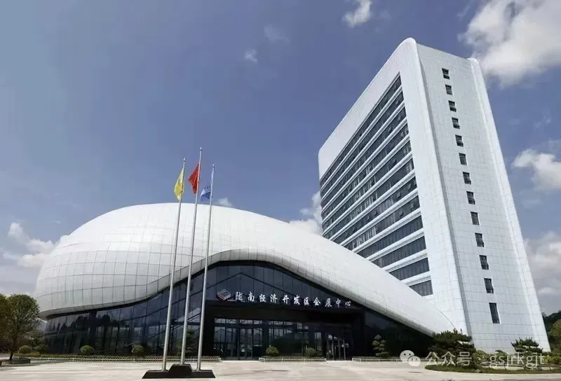 602001FE693EBEFE883F6B16E3D_03F81890_20A95