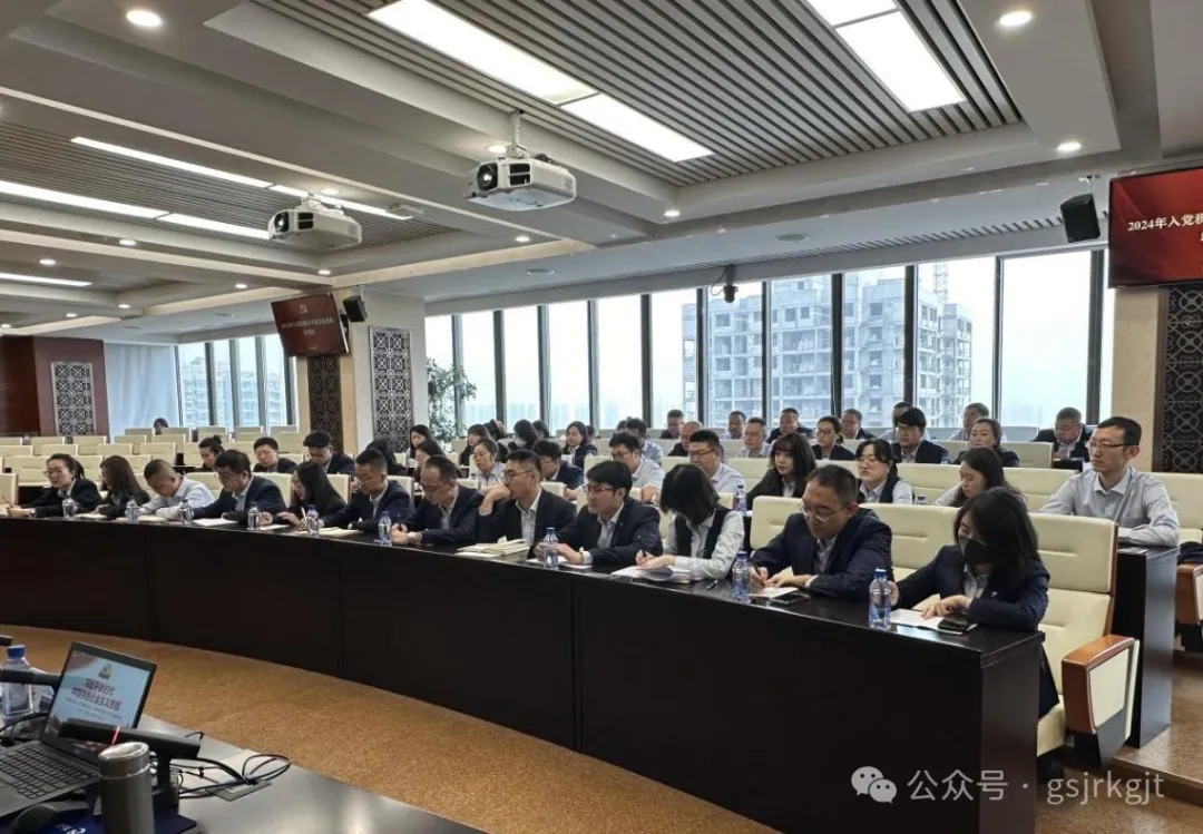 8B79262F9904F94BF1284B029BA_E2165A90_72628