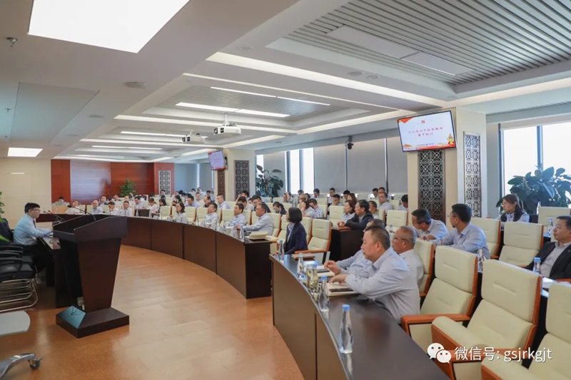 4E0D79630E1D860370C34087B41_098EBF79_3A2B1