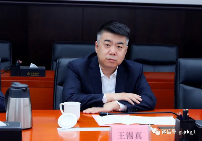 61BD014F540C18958042B6AF67B_A1C57ED9_4B9D5